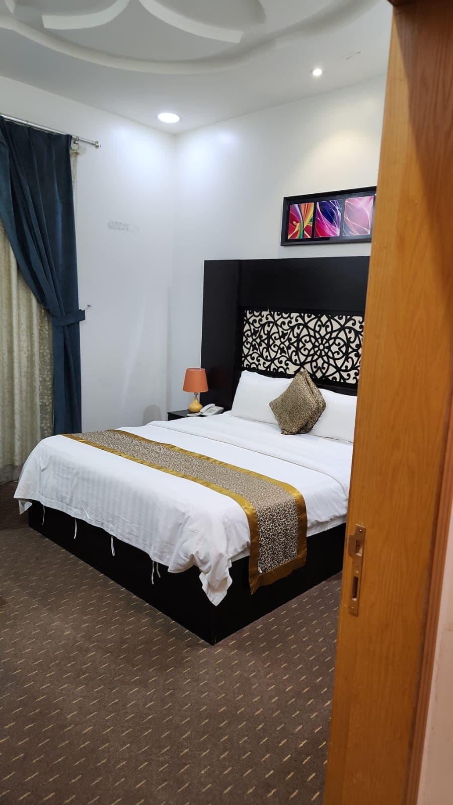 ستوديو - Image 1